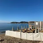 Joli Avec Jardin *